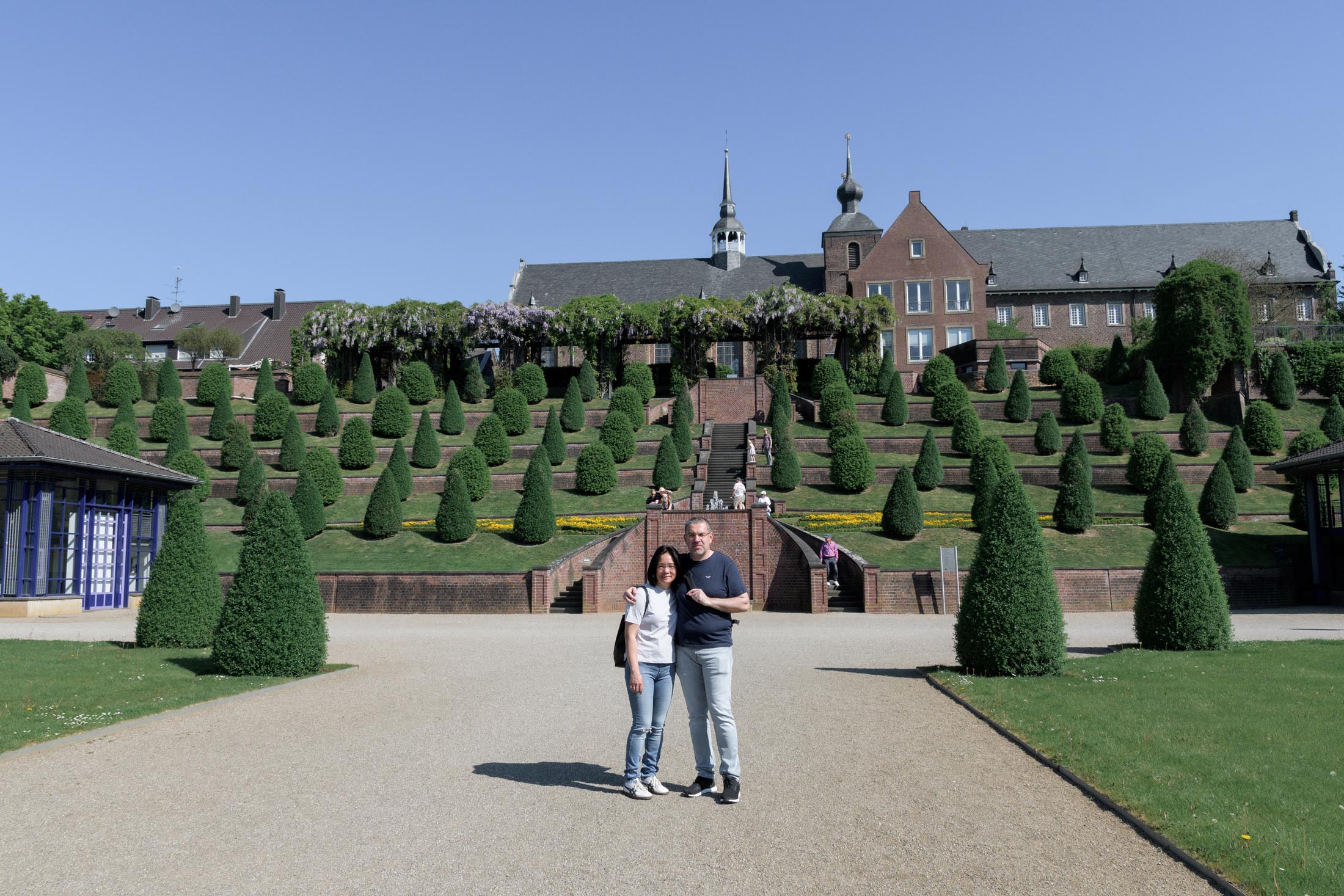 Kamp Monastery
